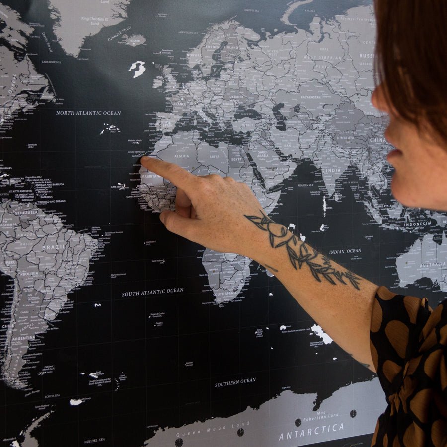 Lámina Mapamundi - Woody Map Poster - Misswood